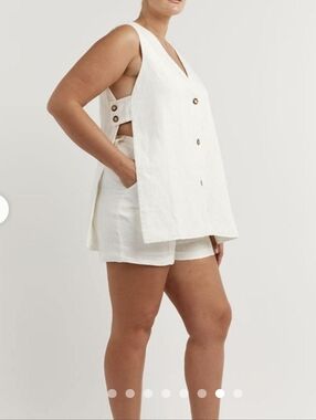 DISSH Linen Top